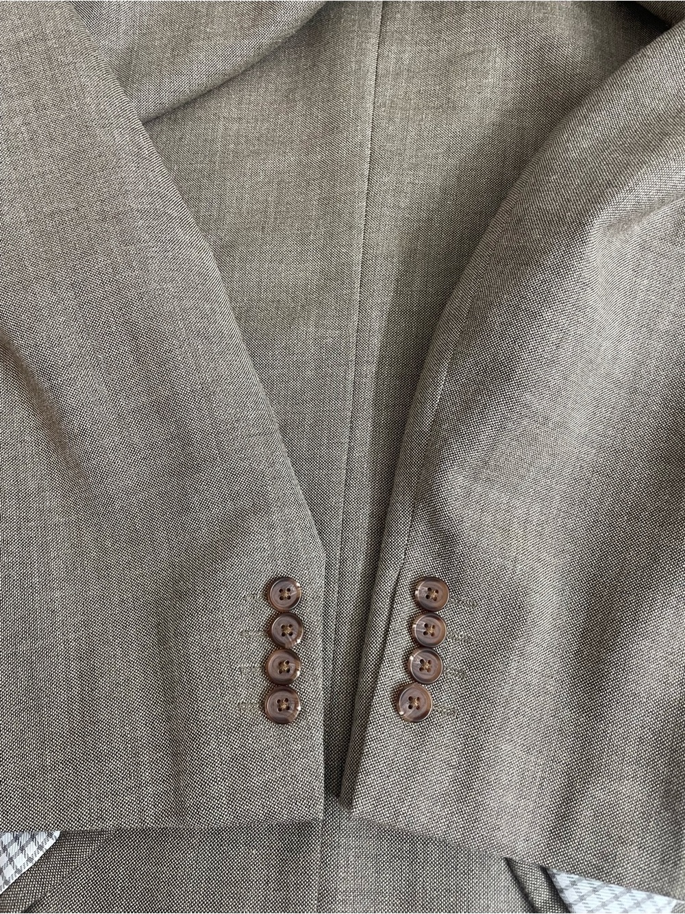 Ralph Lauren Men's Two-Button Sport Blazer made expressly for Dillard's Size 48R - Picture 10 of 16